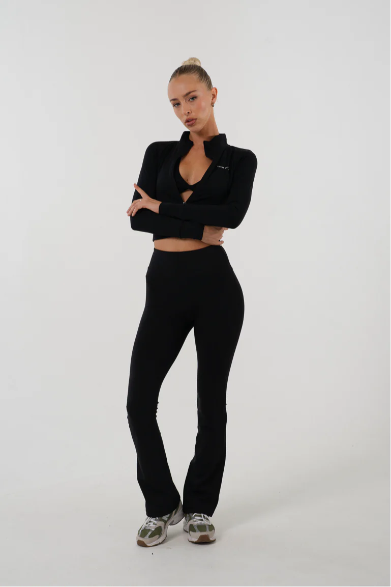 Black Boundless Zip Top - Image 7